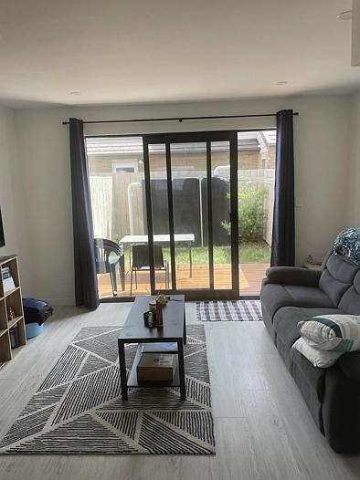 Henderson 2Zimmer Stylish & Convenient 2 + Study Bedroom  Home