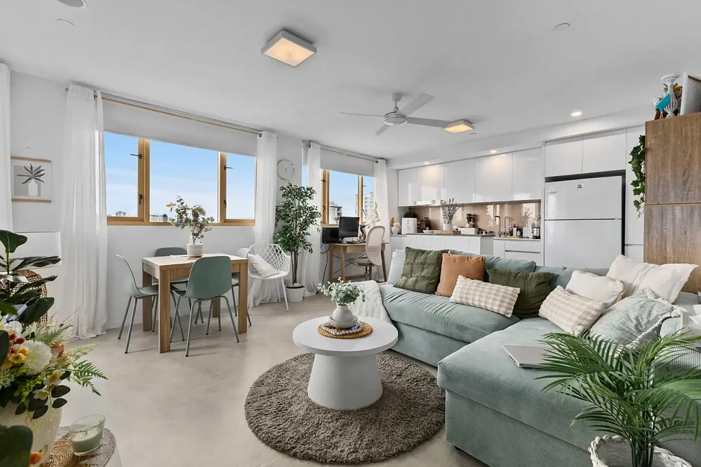 Bowen Hills 1 Bedroom Sky-High Living with Uninterrupted Views in the Heart of Bowen Hills