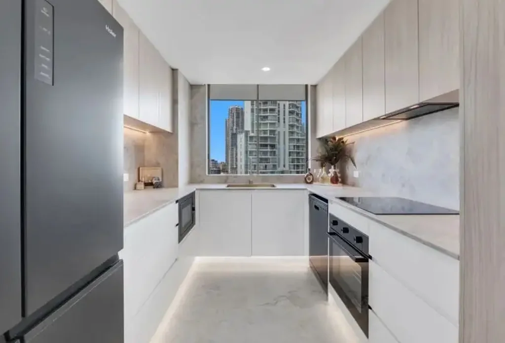 Gorgeous apartment mid term rental