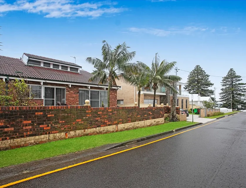 8 Wilson Street, Shellharbour, NSW 2529, 4 ਕਮਰੇ, 2 ਬਾਥਰੂਮ, House