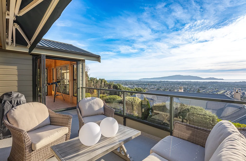 Waikanae 4房  Elevated Elegance | Ocean Vista