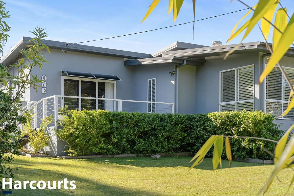 1 Spinks Avenue, Lake Conjola, NSW 2539