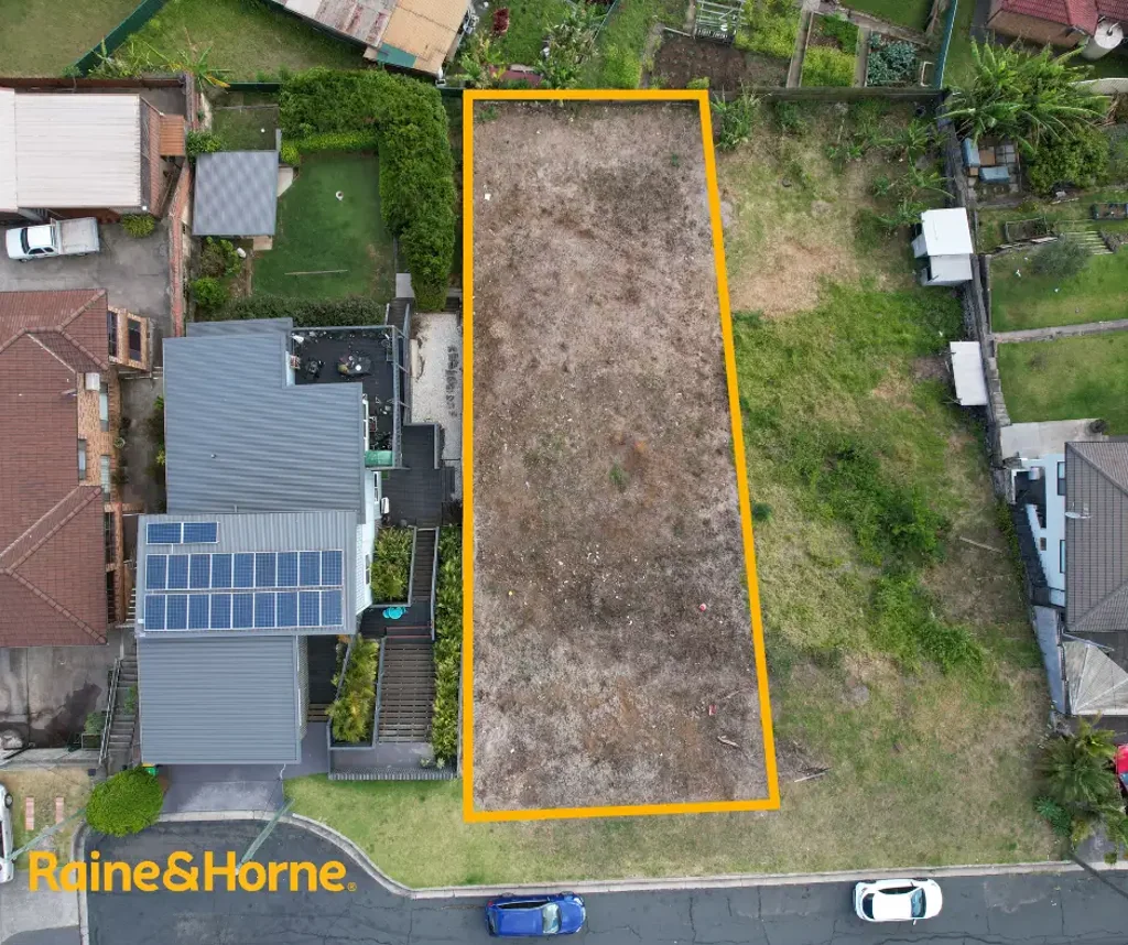 18 Grattan Street, Cringila, NSW 2502