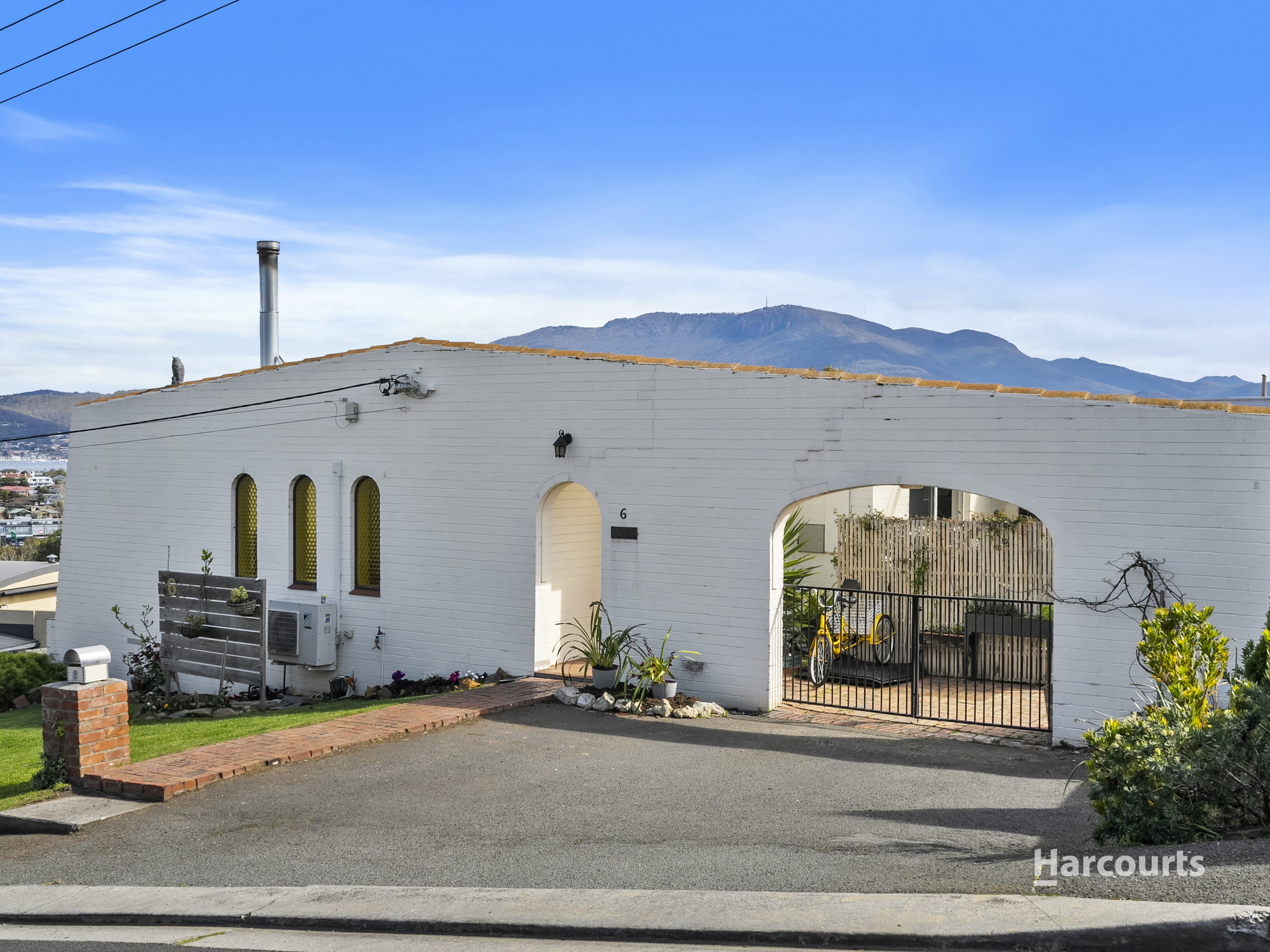 6 BUSCOMBE ST, BELLERIVE TAS 7018, 0 chambres, 0 salles de bain, House