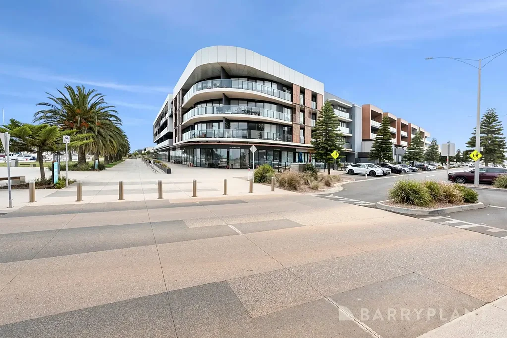 116/50 Catamaran Drive, Werribee South, VIC 3030