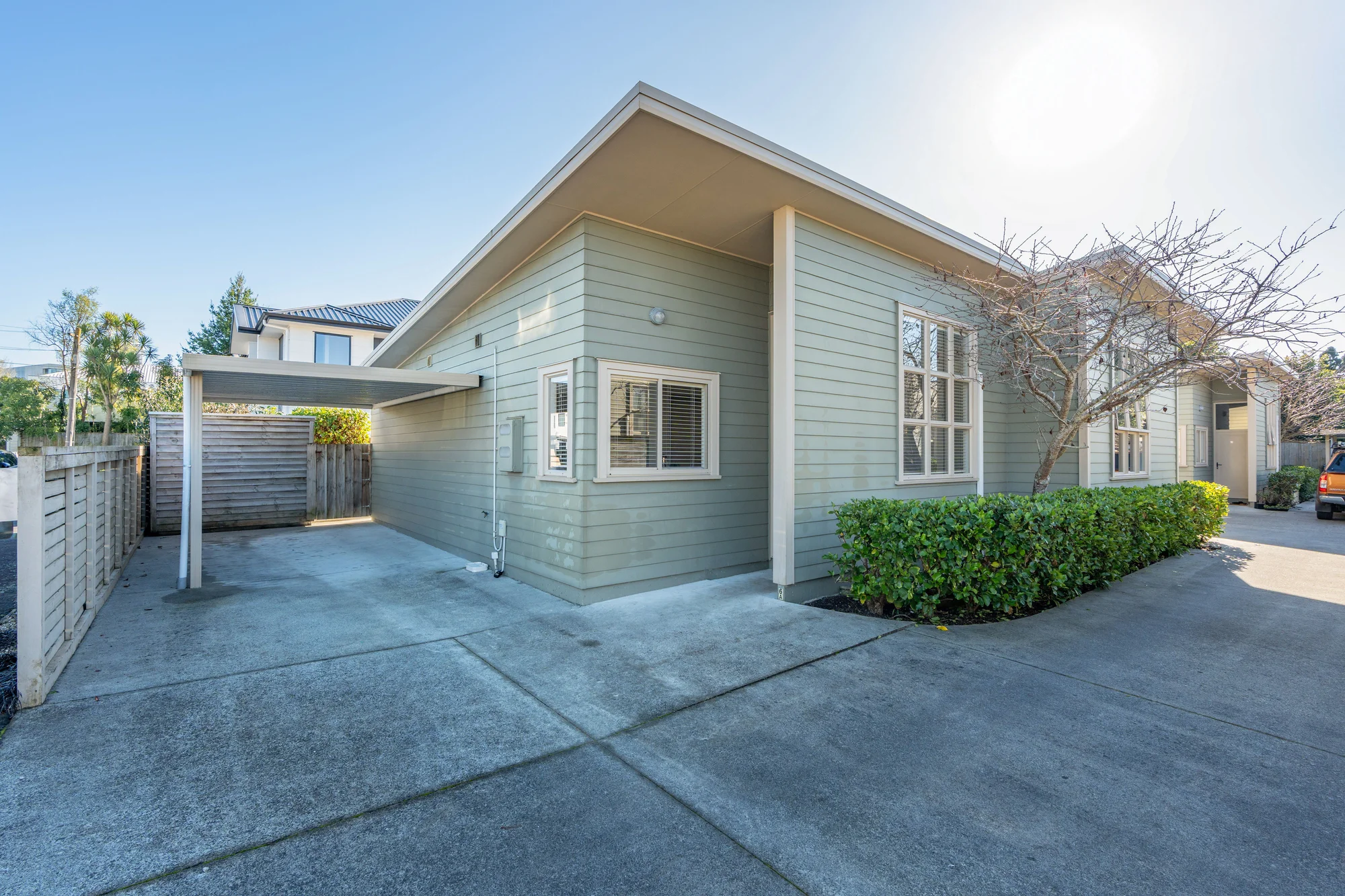 Silverdale 2 Bedroom Walk to Waikato University