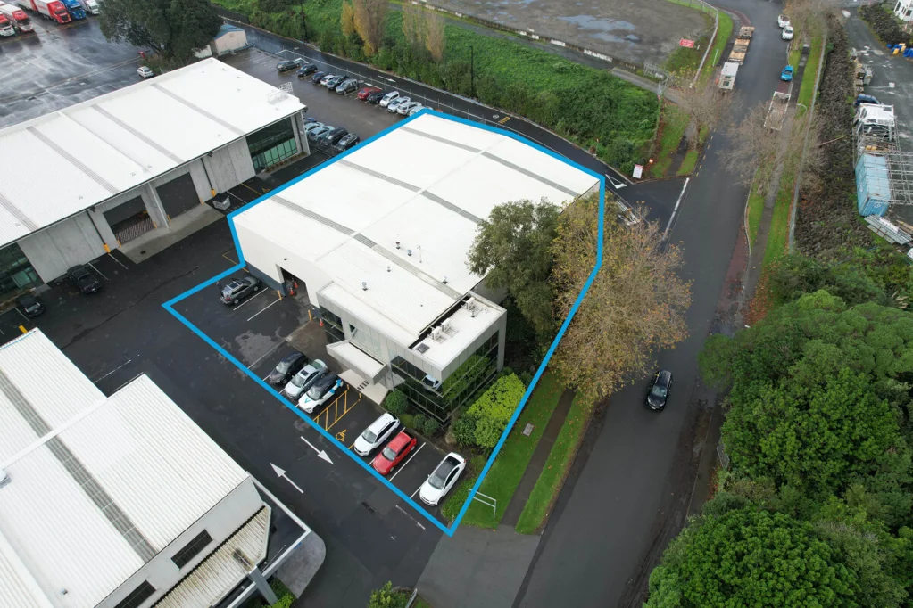 Penrose Drive-thru warehouse