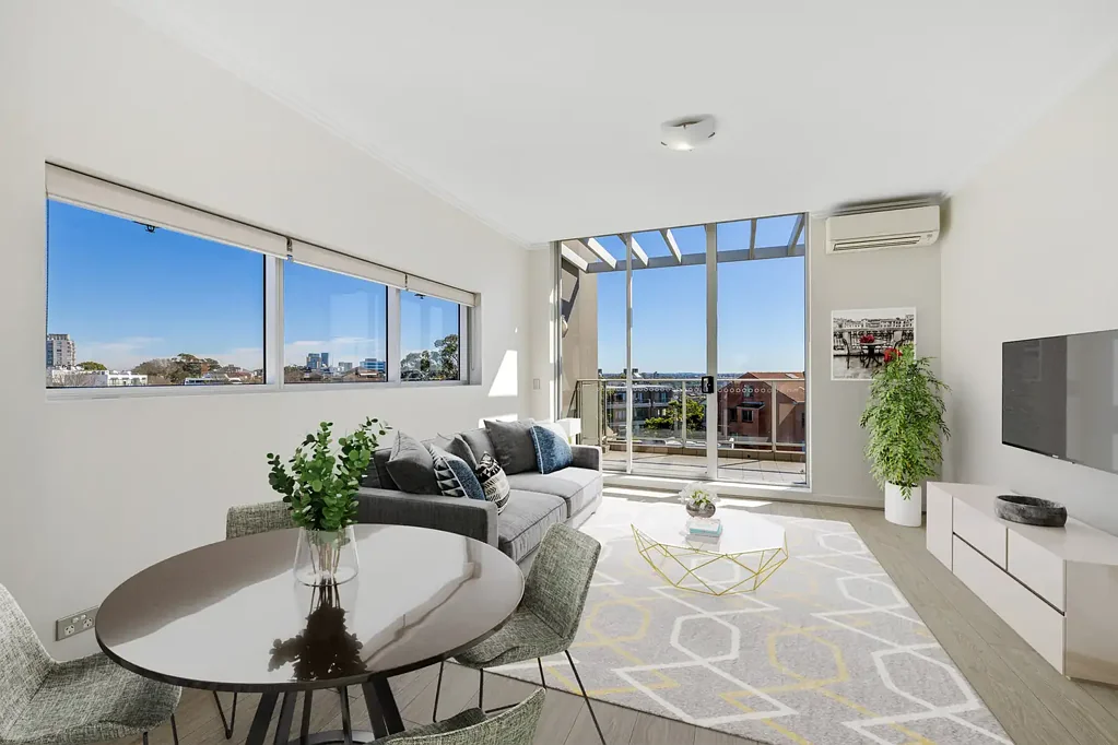 Premium one bedroom apartment in heart of Neutral Bay