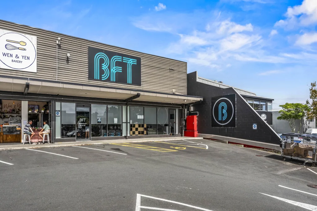 Rosedale Prime North Shore Retail / Showroom Opportunity