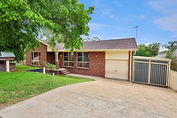 16 Hakea Drive, Muswellbrook