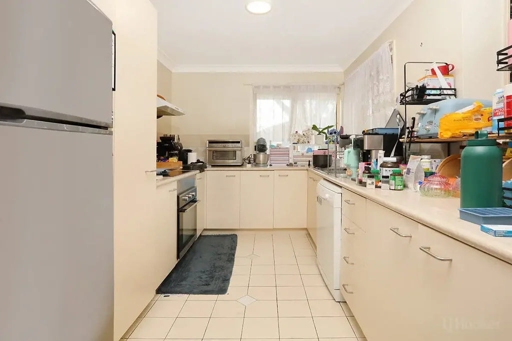 Coombabah 2غرفة نوم BEST VALUE BUYING OPPORTUNITY in the Tightly Held Prouds Landing Estate
