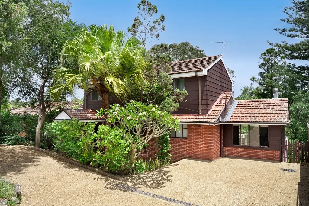 Lindfield 4 Bedroom Immediate Comfort with Untapped Potential in Tranquil Privacy
