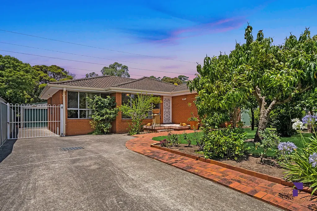 11 Altona Place, Greenacre, NSW 2190