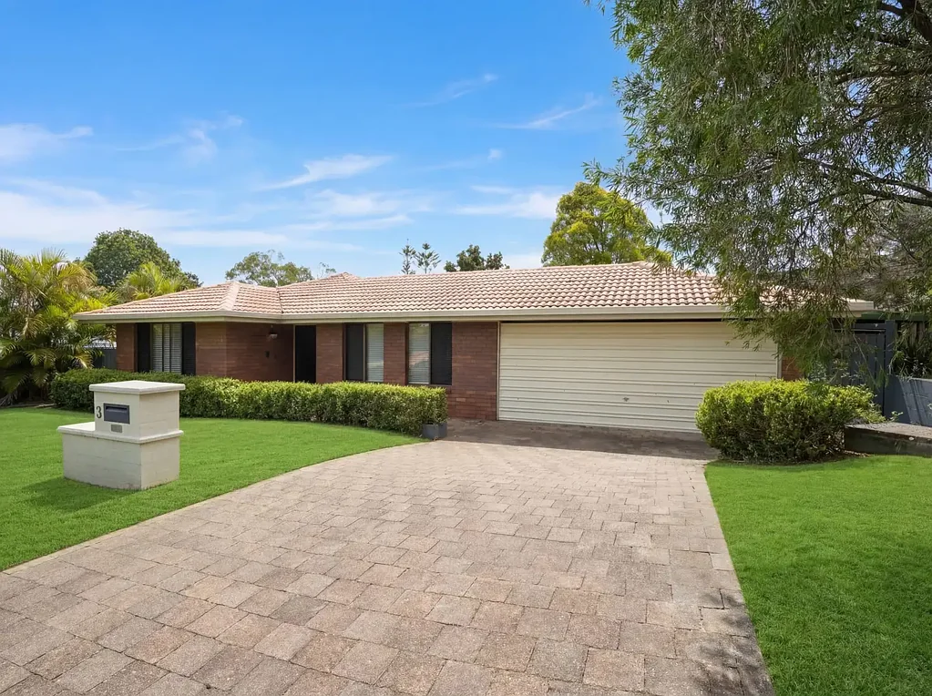 3 Lugano Street, Riverhills, QLD 4074