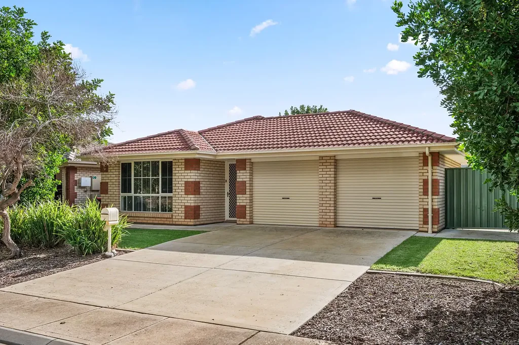 Evanston Gardens 3Zimmer GREAT INVESTMENT OPPORTUNITY - Defence Housing Australia. Secure Lease Until 2029