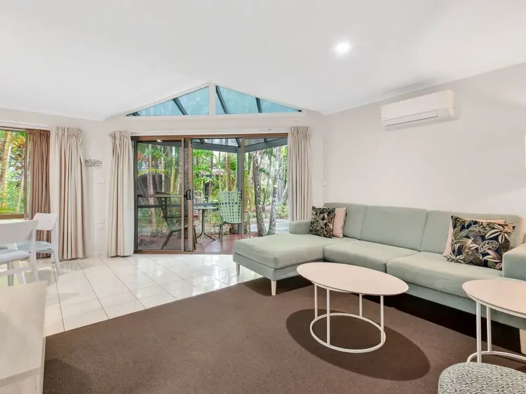 Coffs Harbour 1chambre Beachside holiday investment at popular Aanuka!