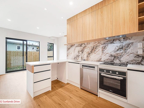 5/32 Sunlands Drive, Manurewa, Manukau City, Auckland