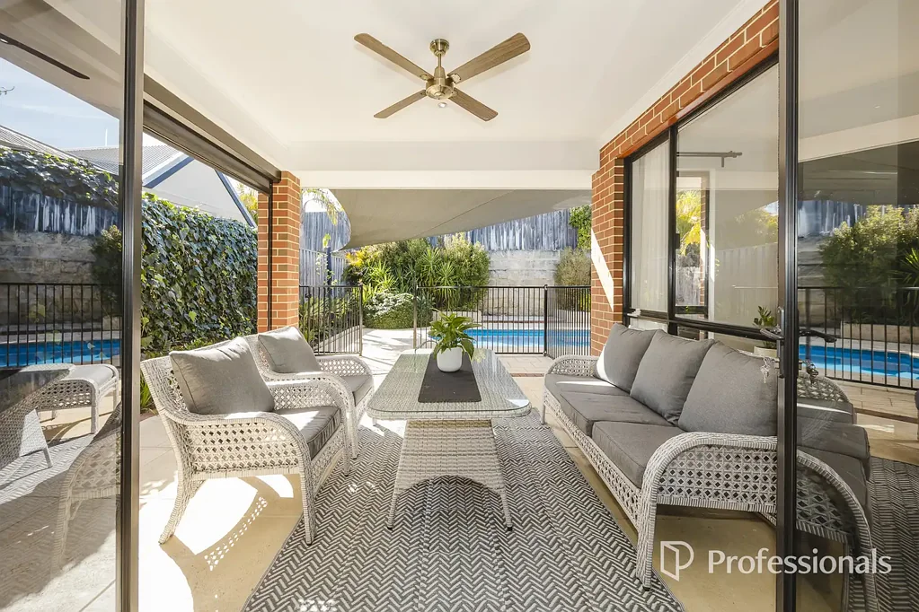 Ellenbrook 4房  A Grand Family Entertainer with Park Views