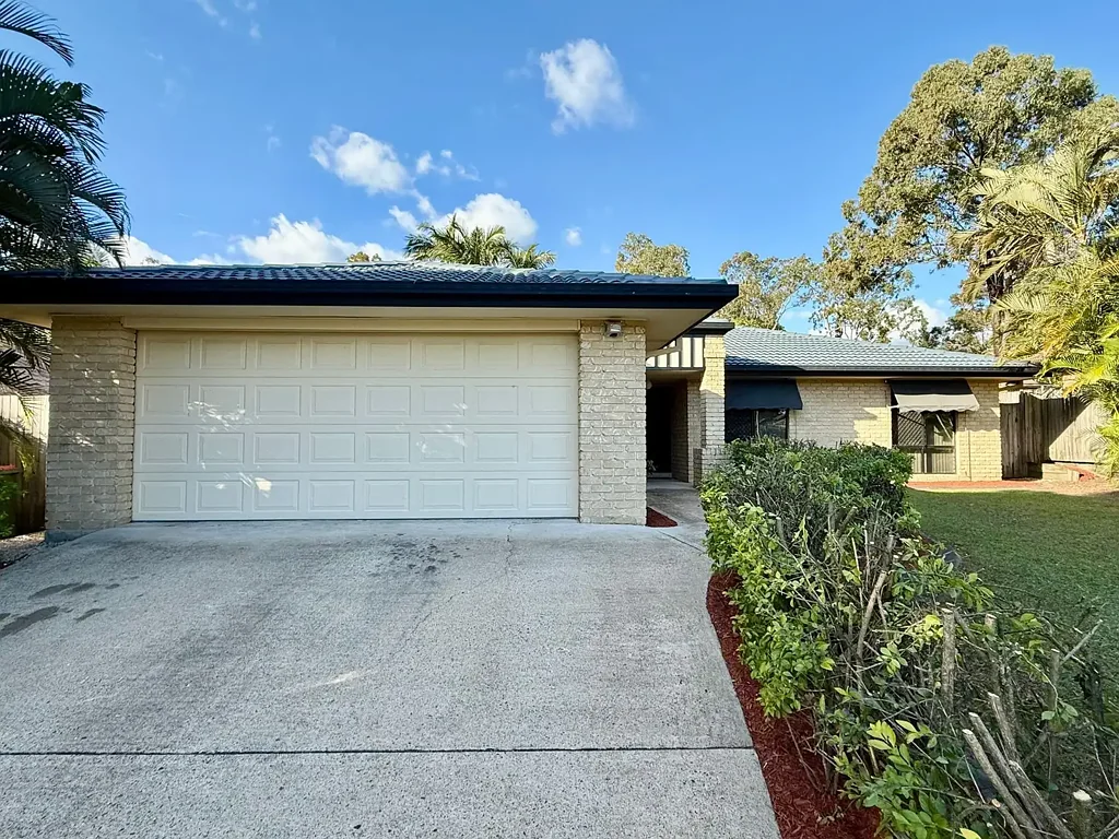 Forest Lake 4ห้องนอน Lovely Family Home on Spacious Block