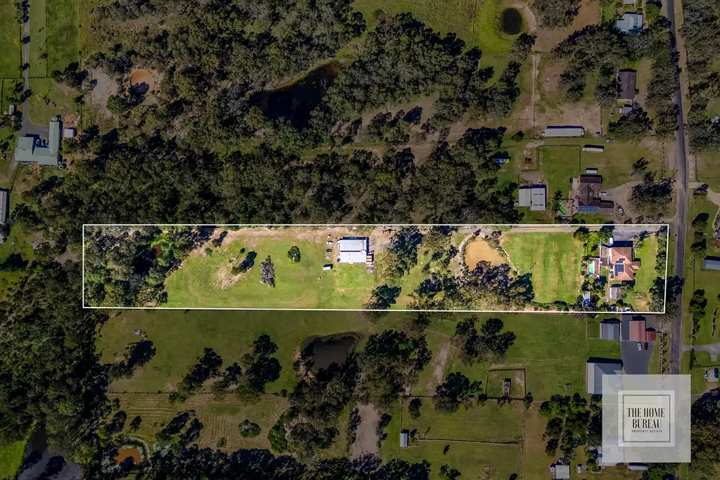 Cattai 6房  TOWN & COUNTRY - Large Home, Studio & Shed on 6.6 elevated acres.
