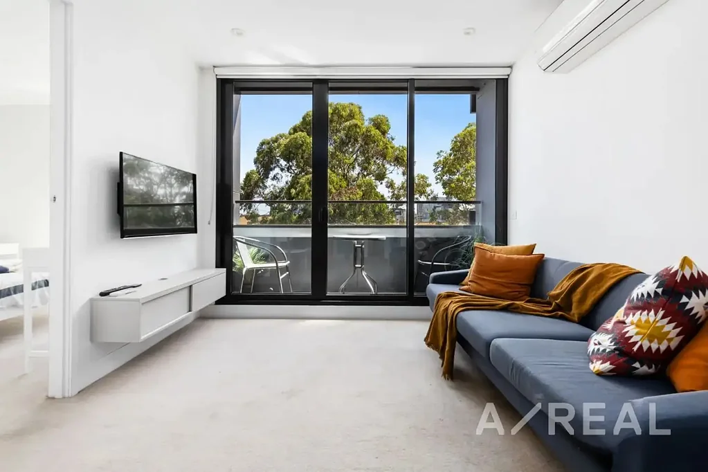 Furnished Two-Bedroom Gem in Melbourne’s Iconic Market Precinct
