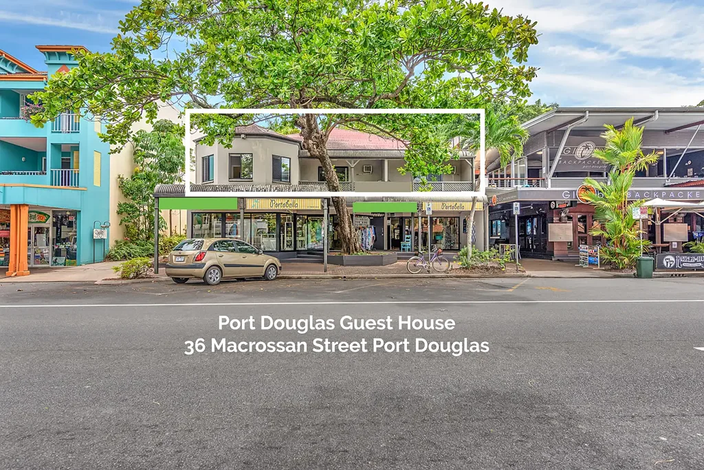 ROOMS AVAILABLE  |  PORT DOUGLAS TOWN CENTRE