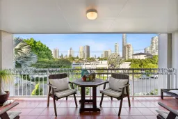 20/78 Stanhill Drive, Surfers Paradise