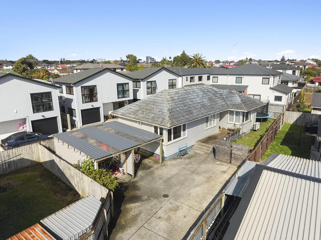 Papatoetoe 3 Bedroom Beautifully Presented & Ready to Enjoy