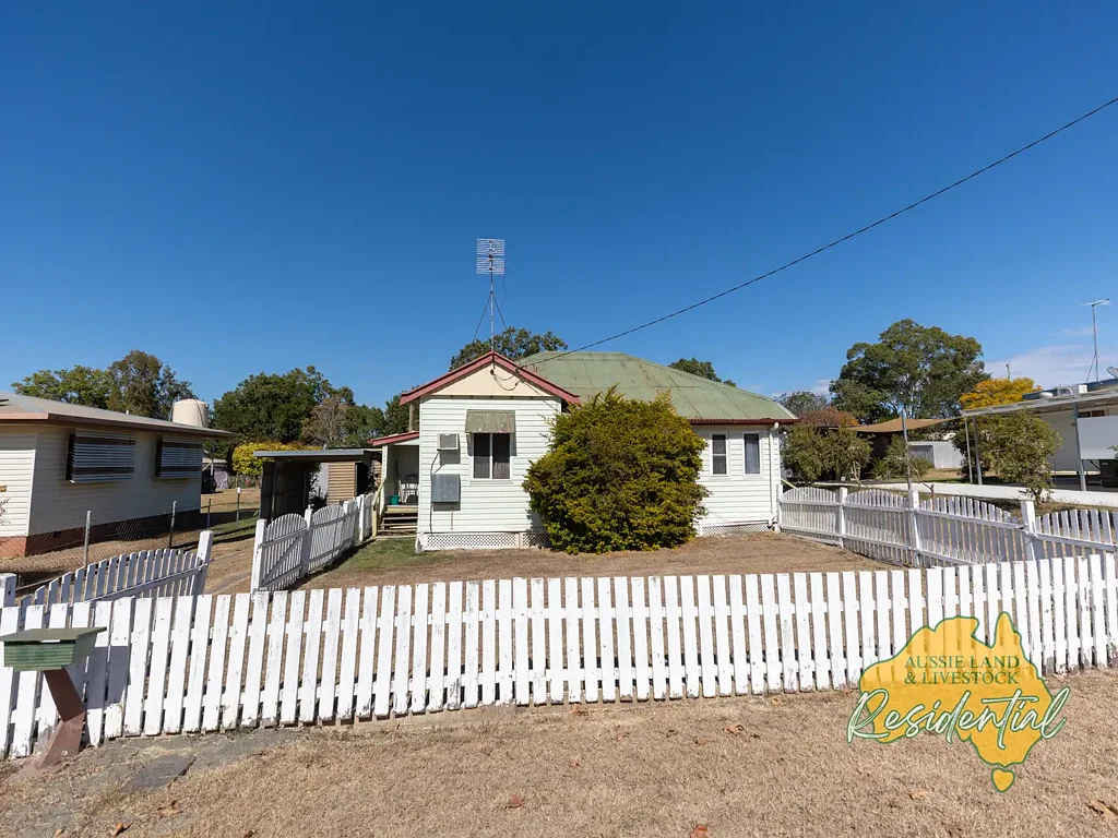 Mundubbera 2 Bedroom Cosy Cottage with Room to Grow