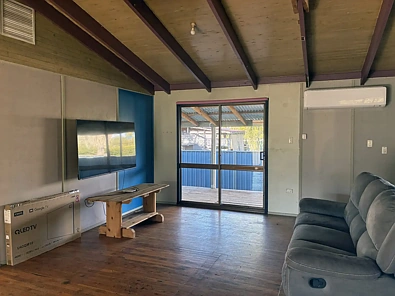 लिविंग रूम - 35 Hutton Street, Injune, QLD 4454