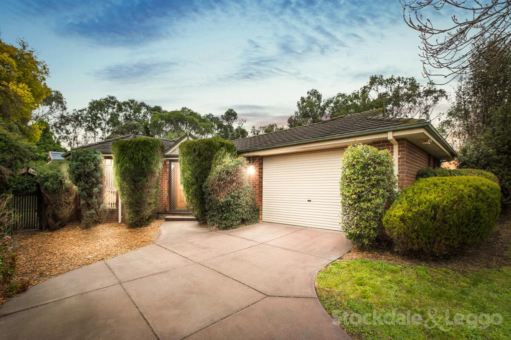 102 Earlsfield Drive, Berwick, VIC 3806