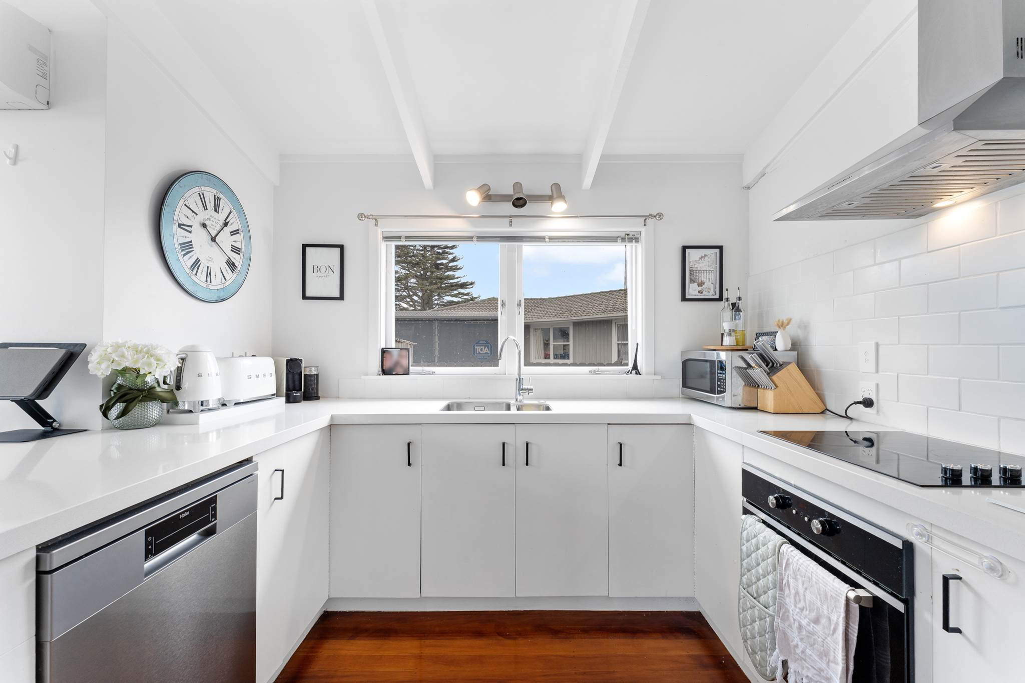 3 Crompton Road, Massey, photo 4