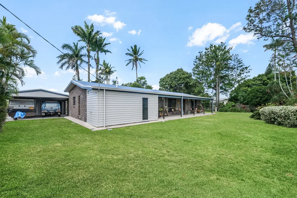 122 Mackay Eungella Road, Alexandra, QLD 4740