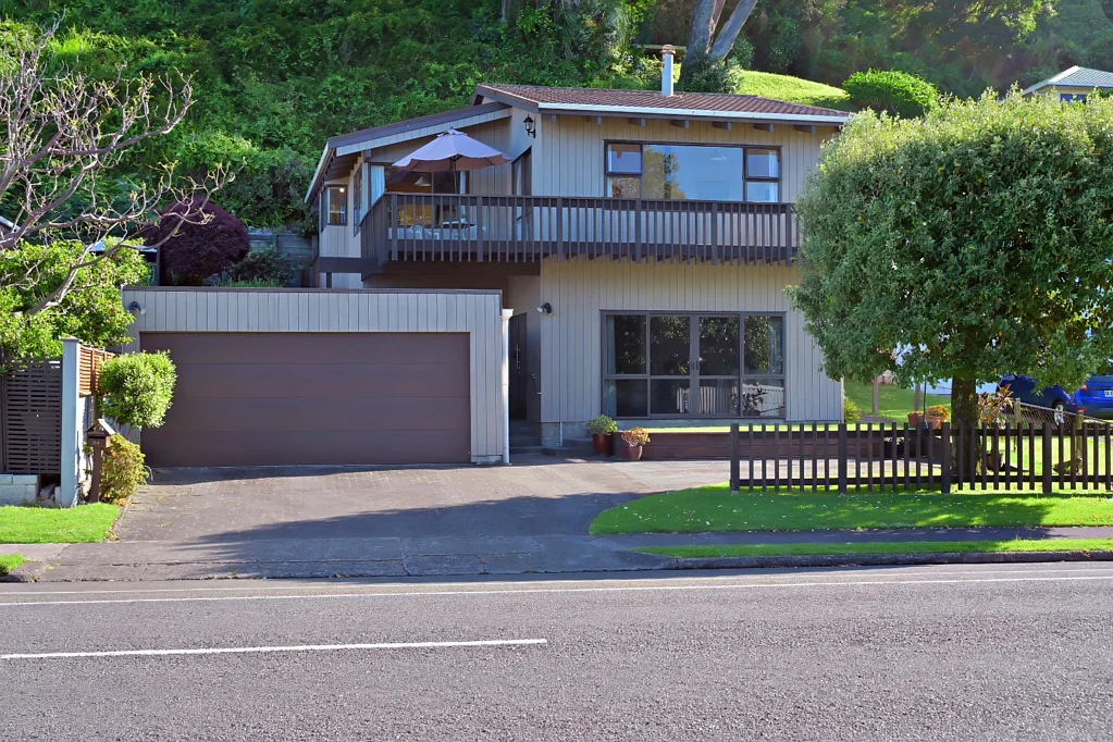 Ohope 2 Slaapkamer Likely the best value for money property at Ohope!