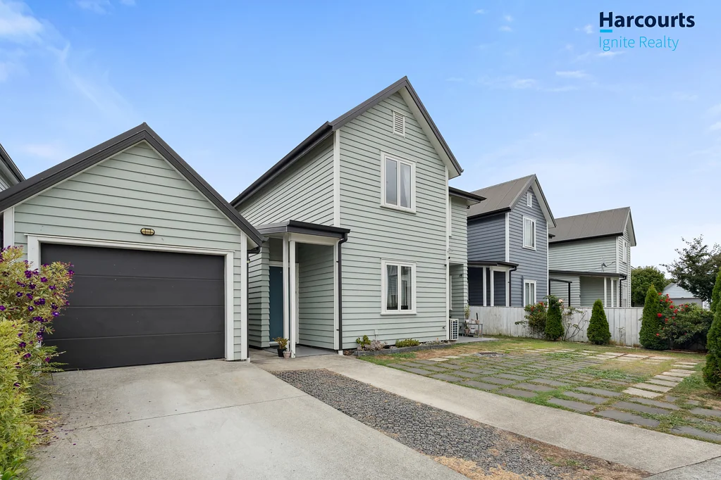 11 Stitchbird Crescent, Papakura, Auckland