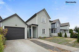 11 Stitchbird Crescent, Papakura
