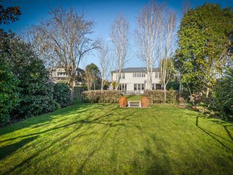 Merivale 5房  Prime Merivale As Is, Where Is Opportunity