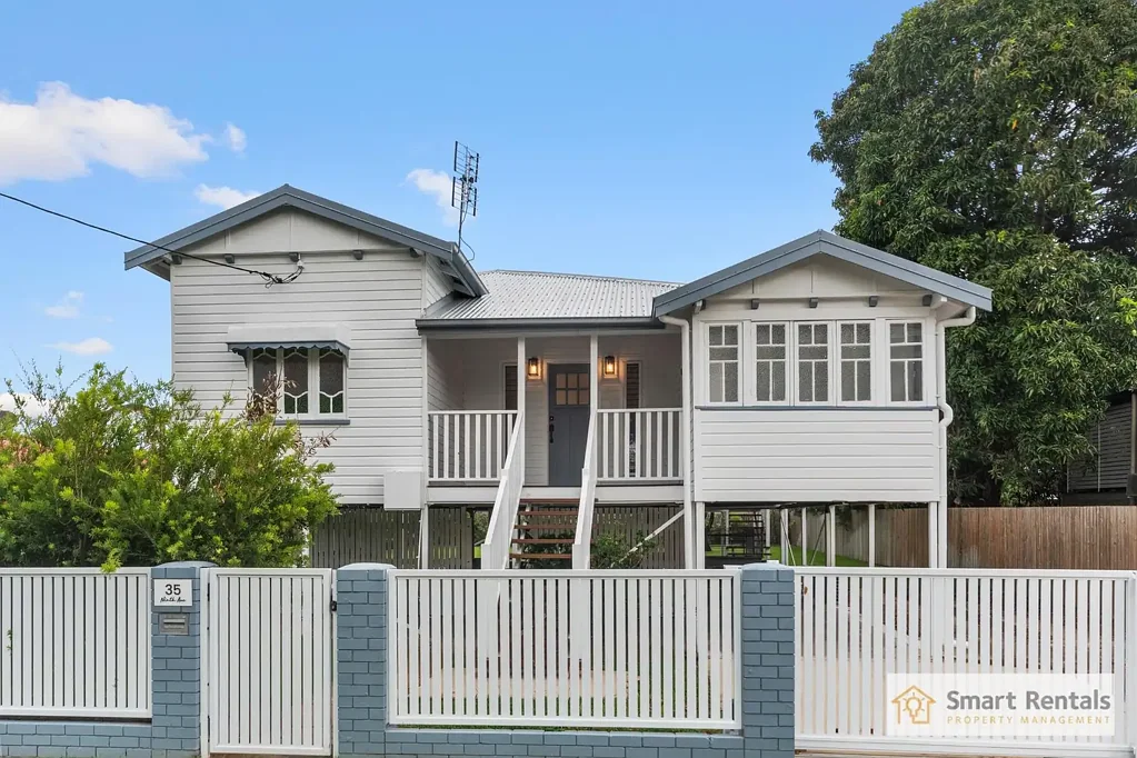 4-Bedroom Queenslander with Spacious Outdoor Living
