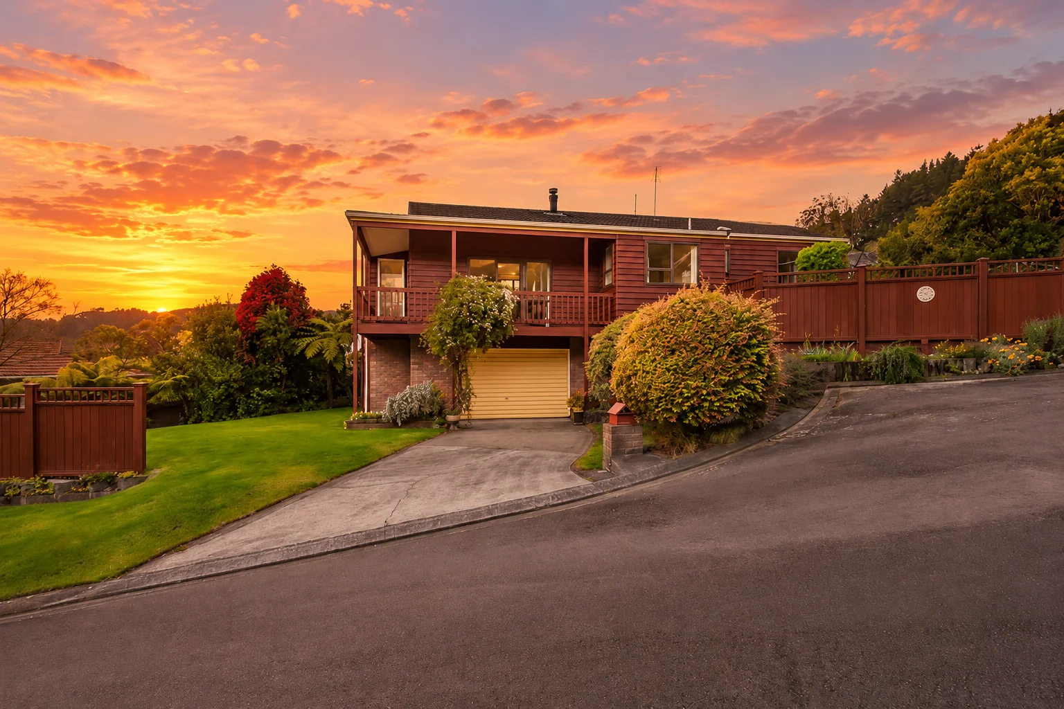 Silverstream 3Zimmer Pioneer Pride, Silverstream Side