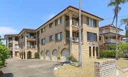 3/32 Peerless Avenue, Mermaid Beach