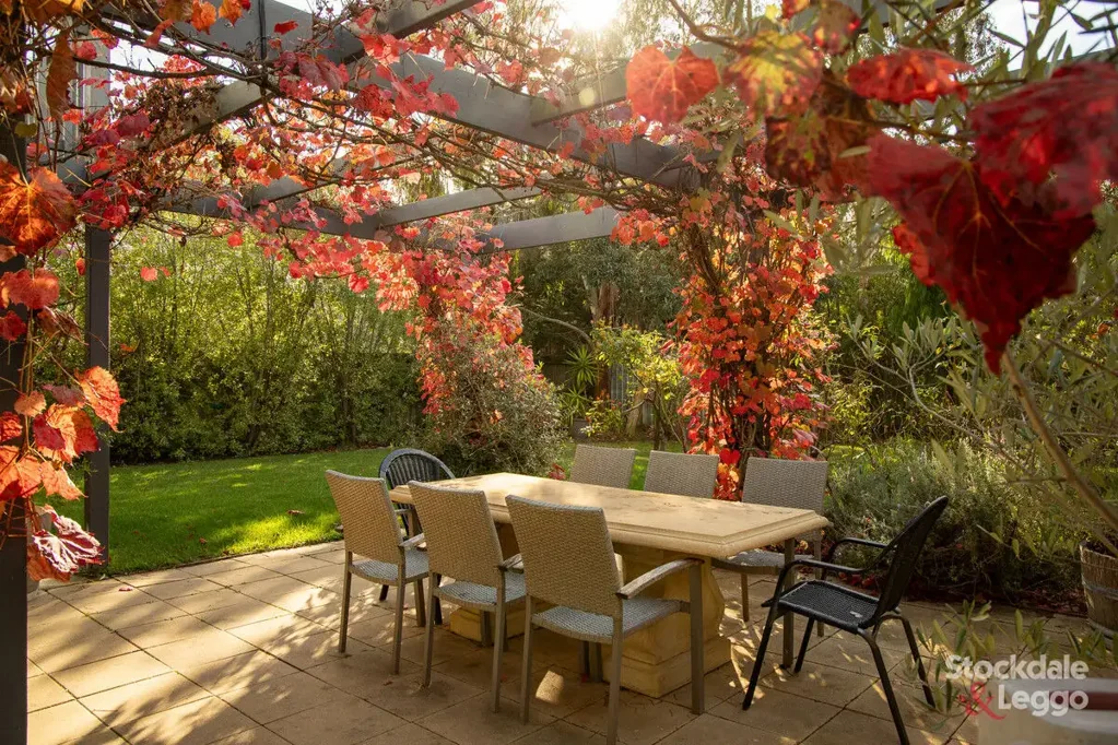 Silverleaves 4房  Big Block, Beautiful Garden, Brilliant Light