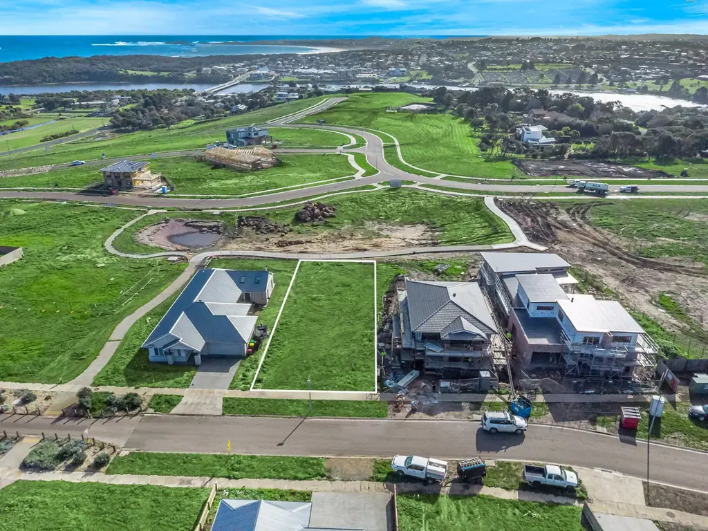 Warrnambool Generous 813m² Allotment with Reserve Outlook
