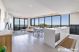421/632 Doncaster Road, Doncaster