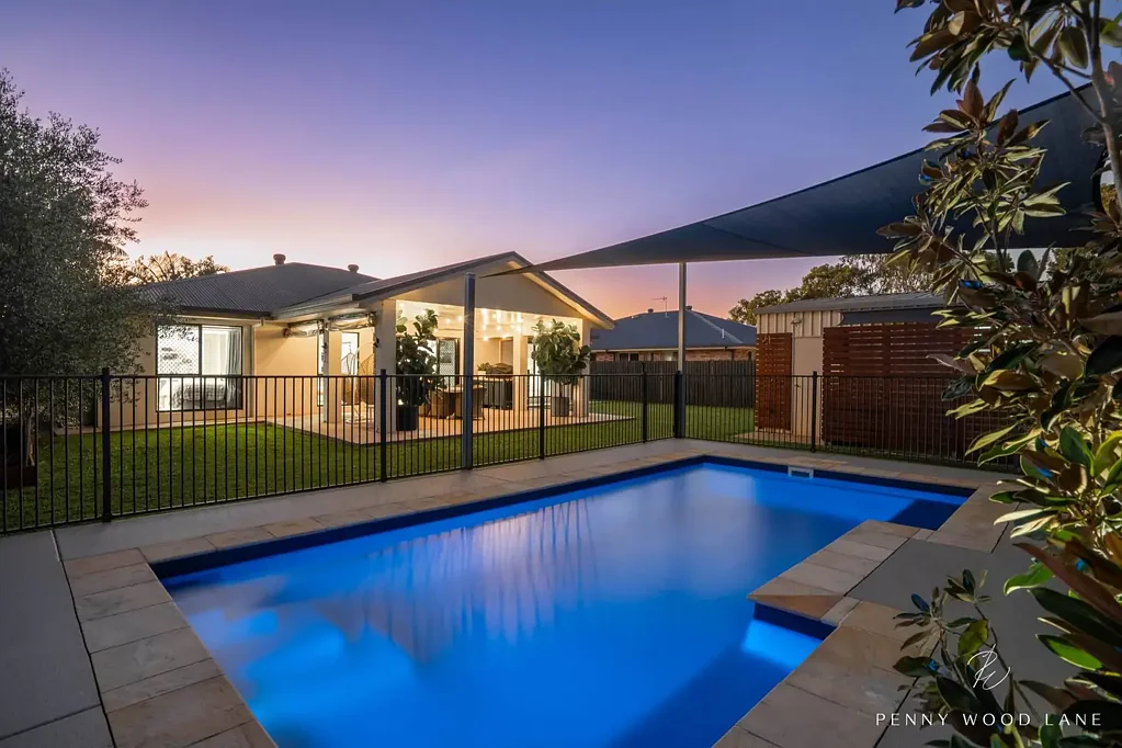 Andergrove 4房  Fully Renovated | Pool | Shed