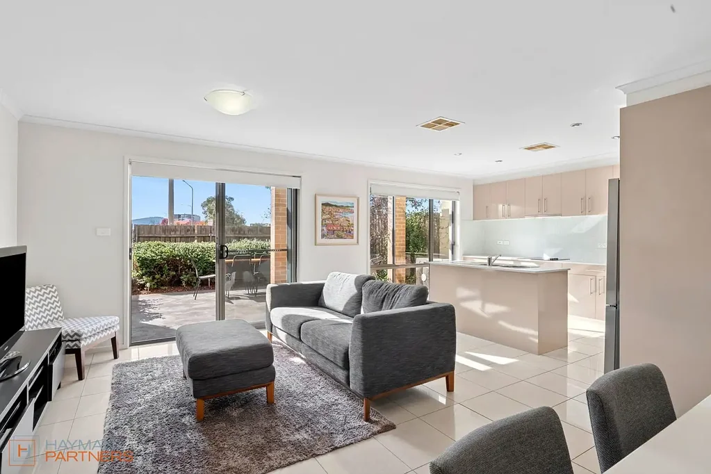 Bonython 3房  Spacious, Sunny and Well Positioned!