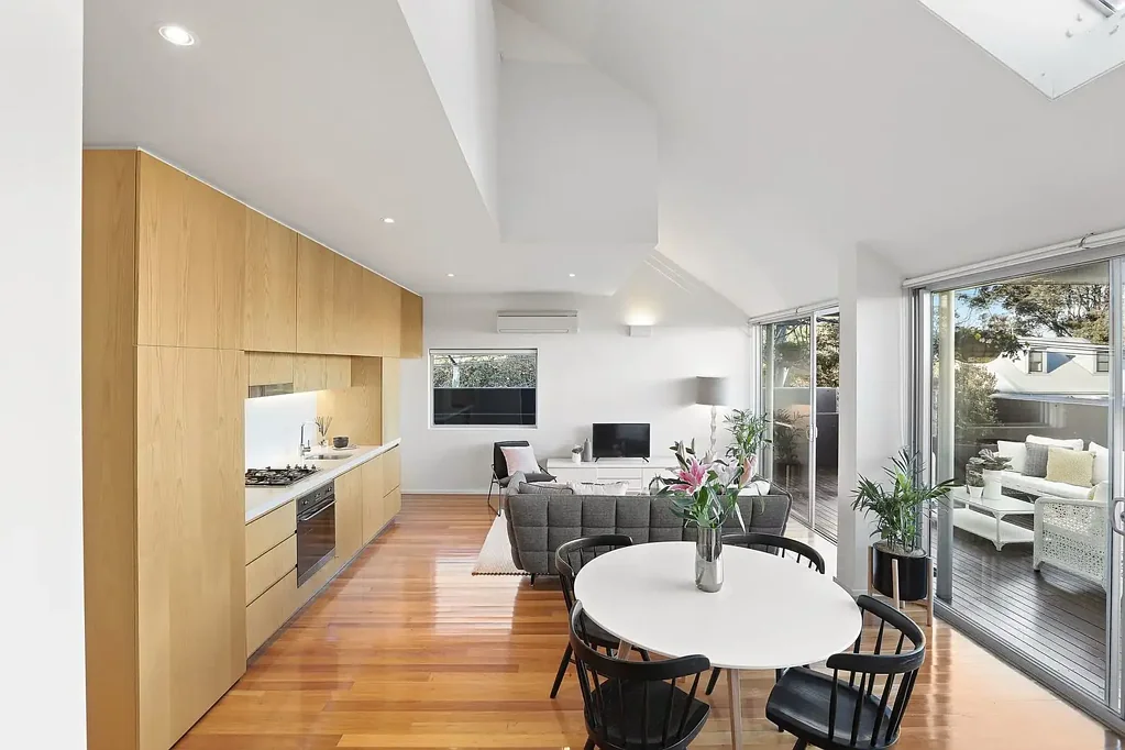 Stunning Split level Two Bedroom Residence + Large Versatile Attic Study - Attica