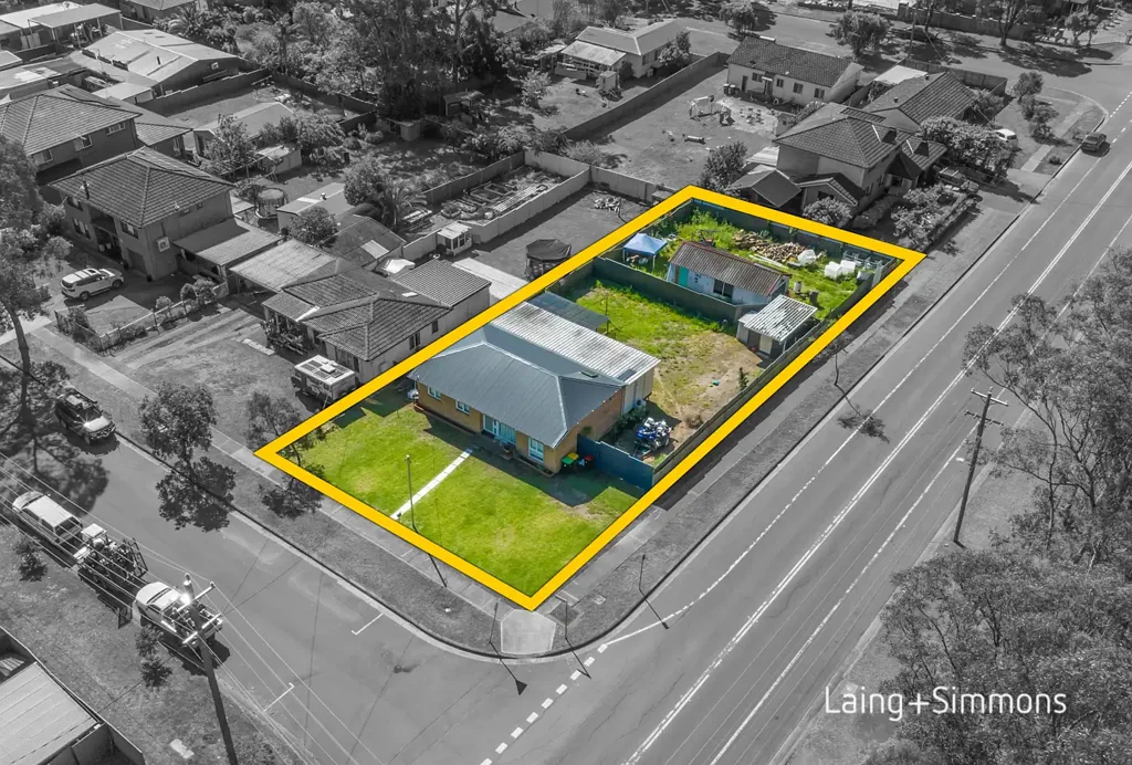 Mount Druitt 3બેડરૂમ Rare 1012sqm corner block with 20m frontage and endless potential