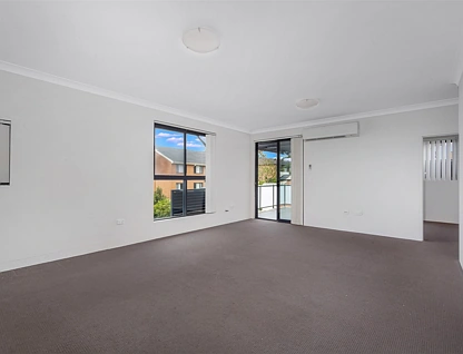 15/284 Railway Terrace, Guildford, Parramatta (Northwest suburbs), 3房, 2浴, Apartment