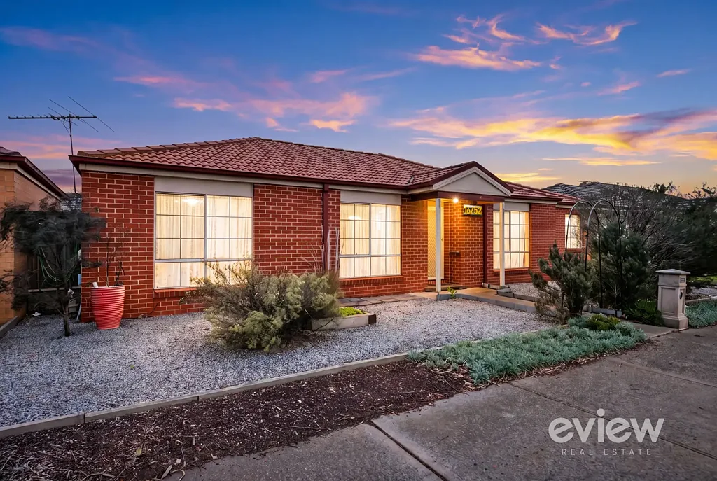 Werribee 3ਬੈੱਡਰੂਮ Lifestyle, Convenience and Perfectly Positioned! A Hidden Gem in the Heart of Werribee.