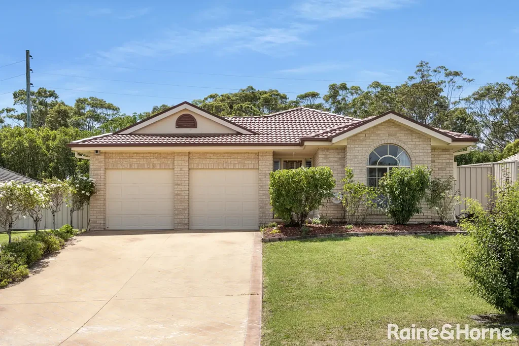 15 Warrigal Street, Nowra, NSW 2541